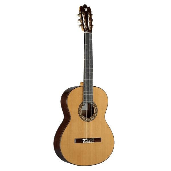 گیتار کلاسیک Alhambra الحمبرا مدل 4P آکبند