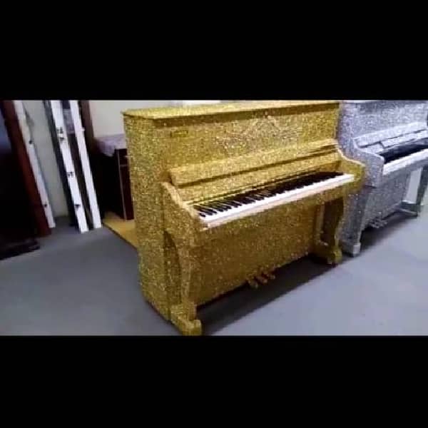 پیانو دیجیتال طرح آکوستیک طلایی کریستال یاماها YAMAHA