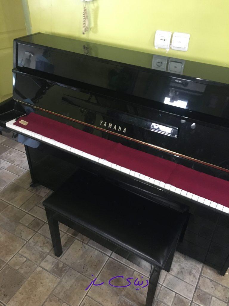 پیانو آکوستیک یاماها LU90